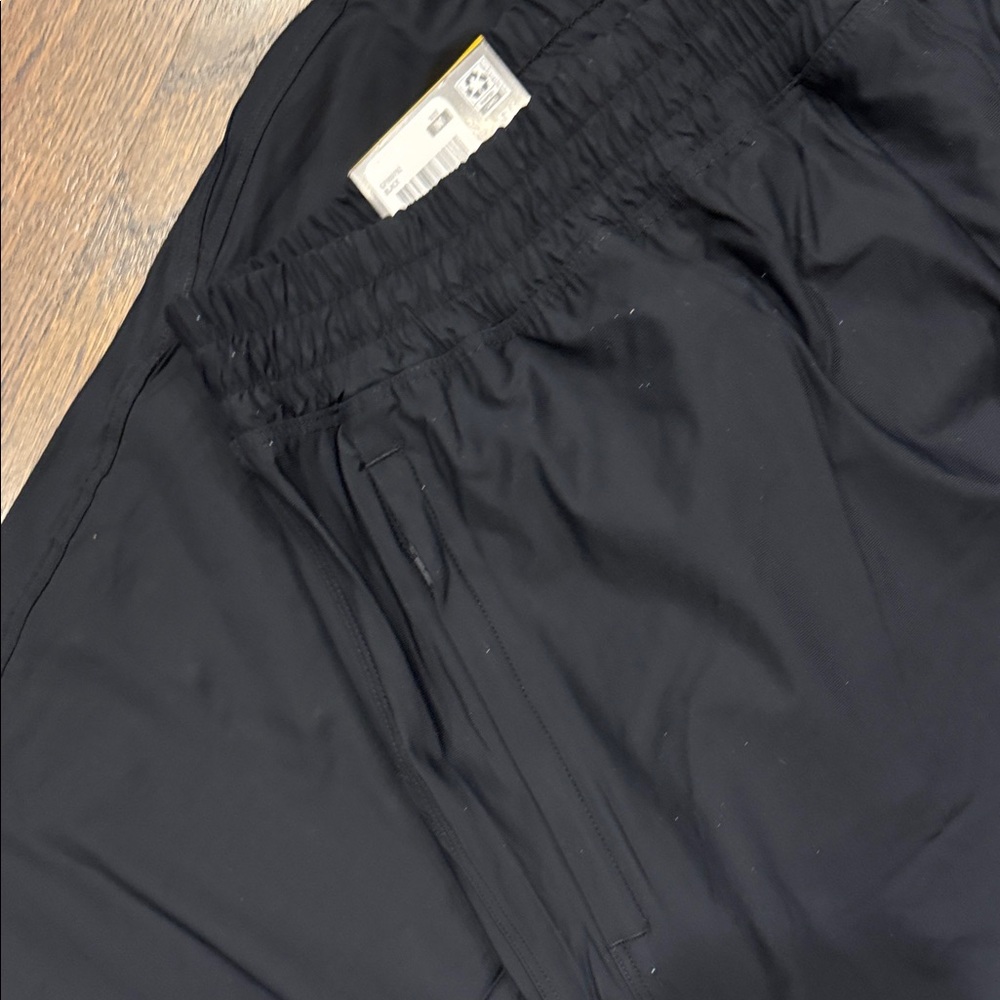 GAP Men's Black Joggers - Picture 6 of 8